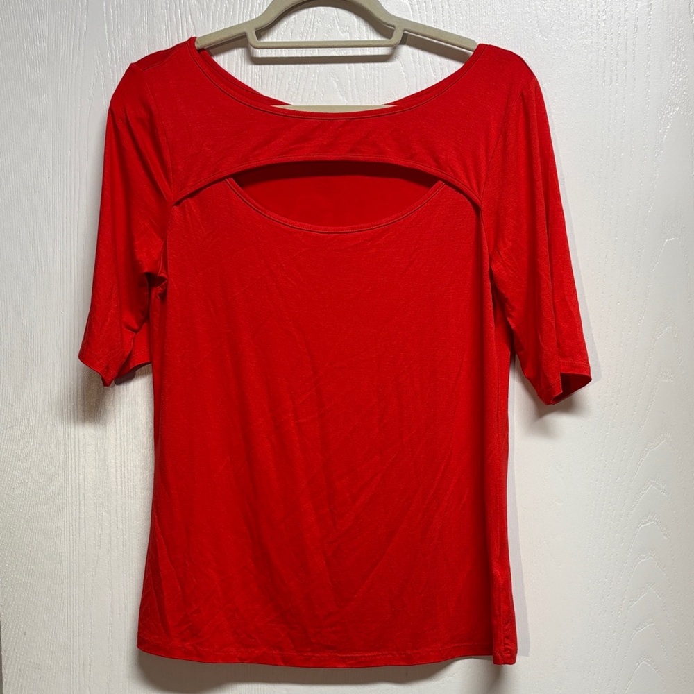 Cable & Gauge Vibrant Red Short Sleeve Top